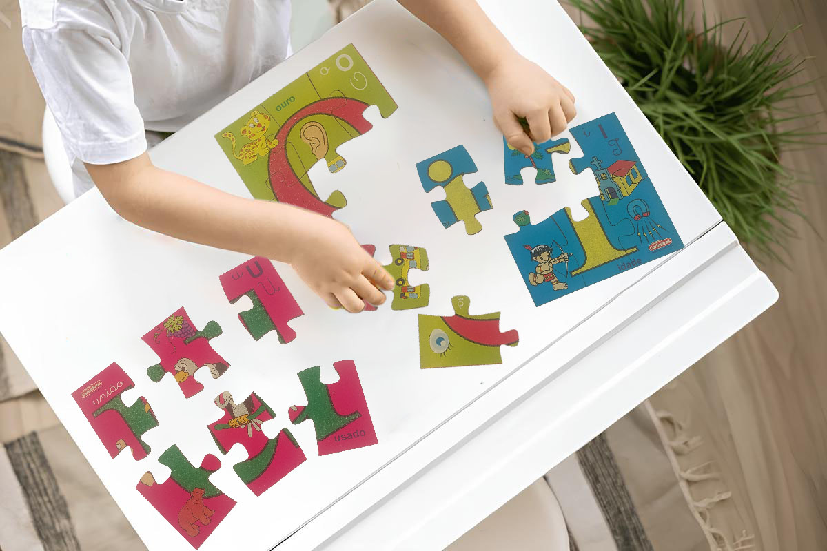 KIT COM 5 QUEBRA CABEÇA VOGAIS GLITER 6 PÇ GRANDES MADEIRA - Imagem 2